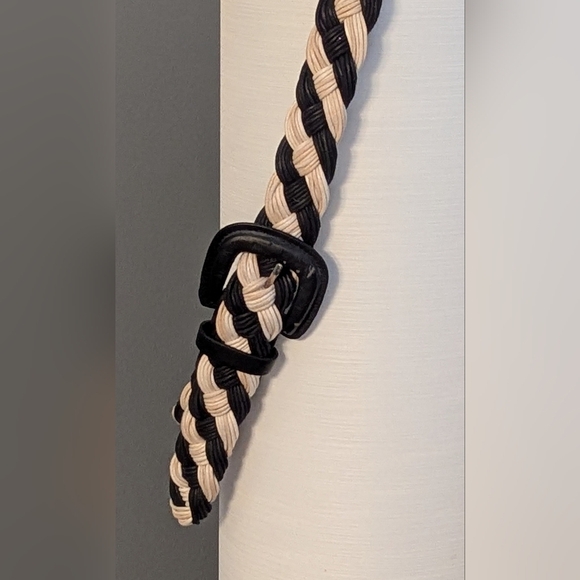 Women's Black & Cream Braided Fabric Belt That Fits Many Sizes - Picture 8 of 13